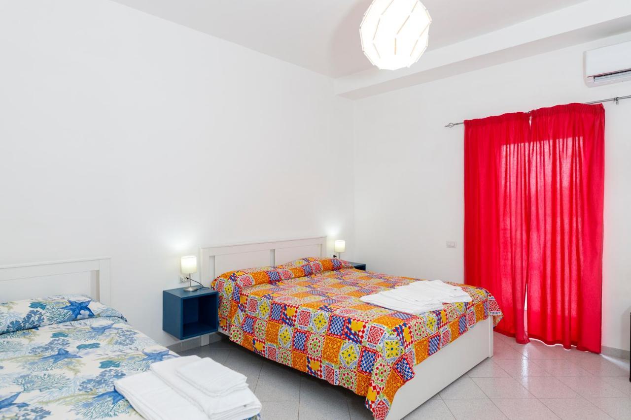 La Casa Sul Faro Hotel Procida Exterior photo