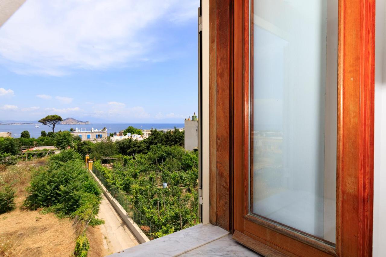 La Casa Sul Faro Hotel Procida Exterior photo