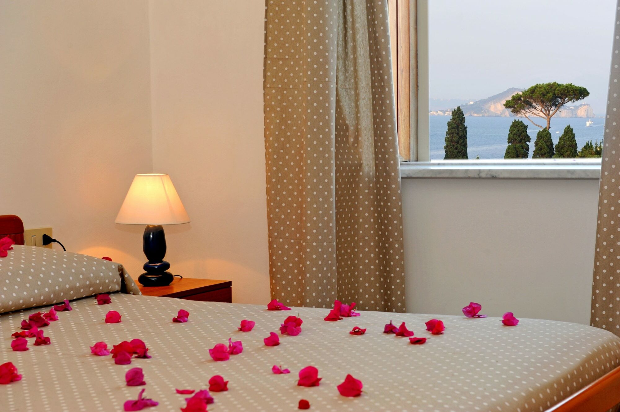 La Casa Sul Faro Hotel Procida Exterior photo